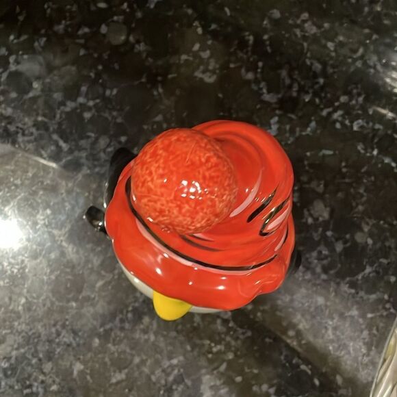 Pfaltzgraff Penguin Skate Red White Black Cookie Jar In Box- Box Has Damage - Picture 5 of 13